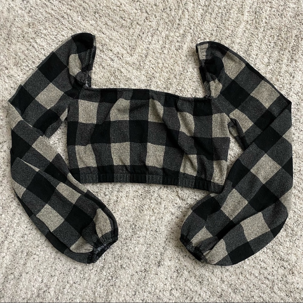 FASHIONNOVA | checkered cropped long sleeve top